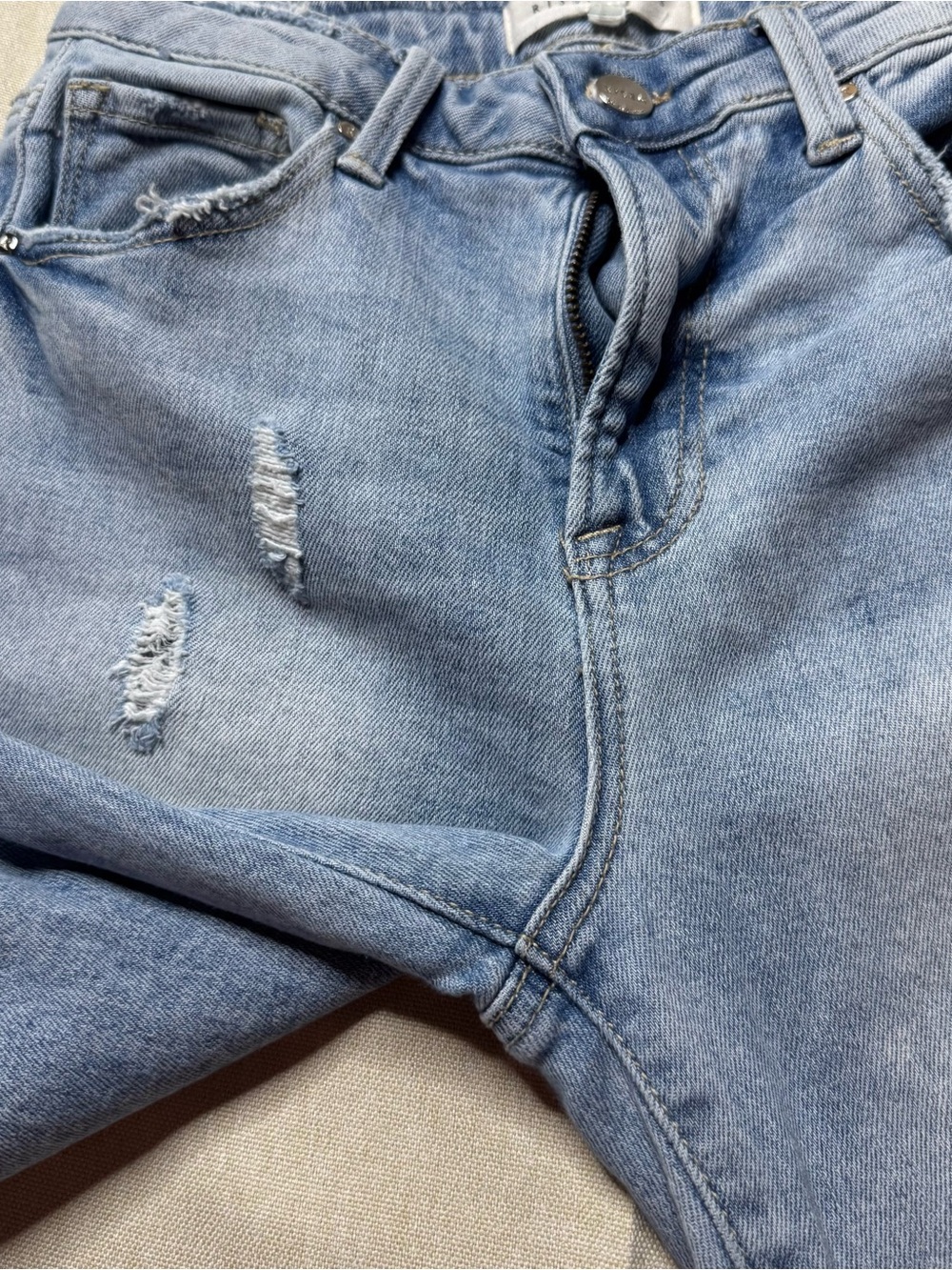 Risen Light Wash Distressed Wide Leg Jeans Raw Hem High Rise Size 5/27 - Picture 5 of 11